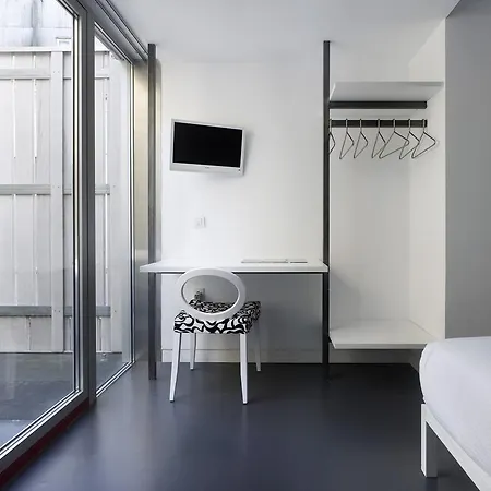 Moure Hotel
