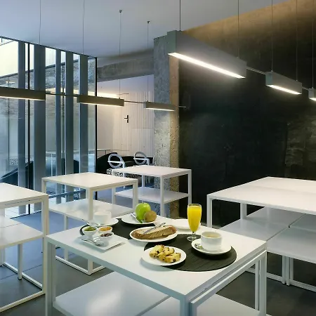 Moure Hotel 2*