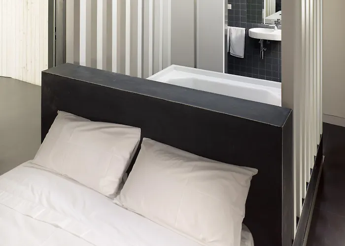 Moure 2* Santiago de Compostela